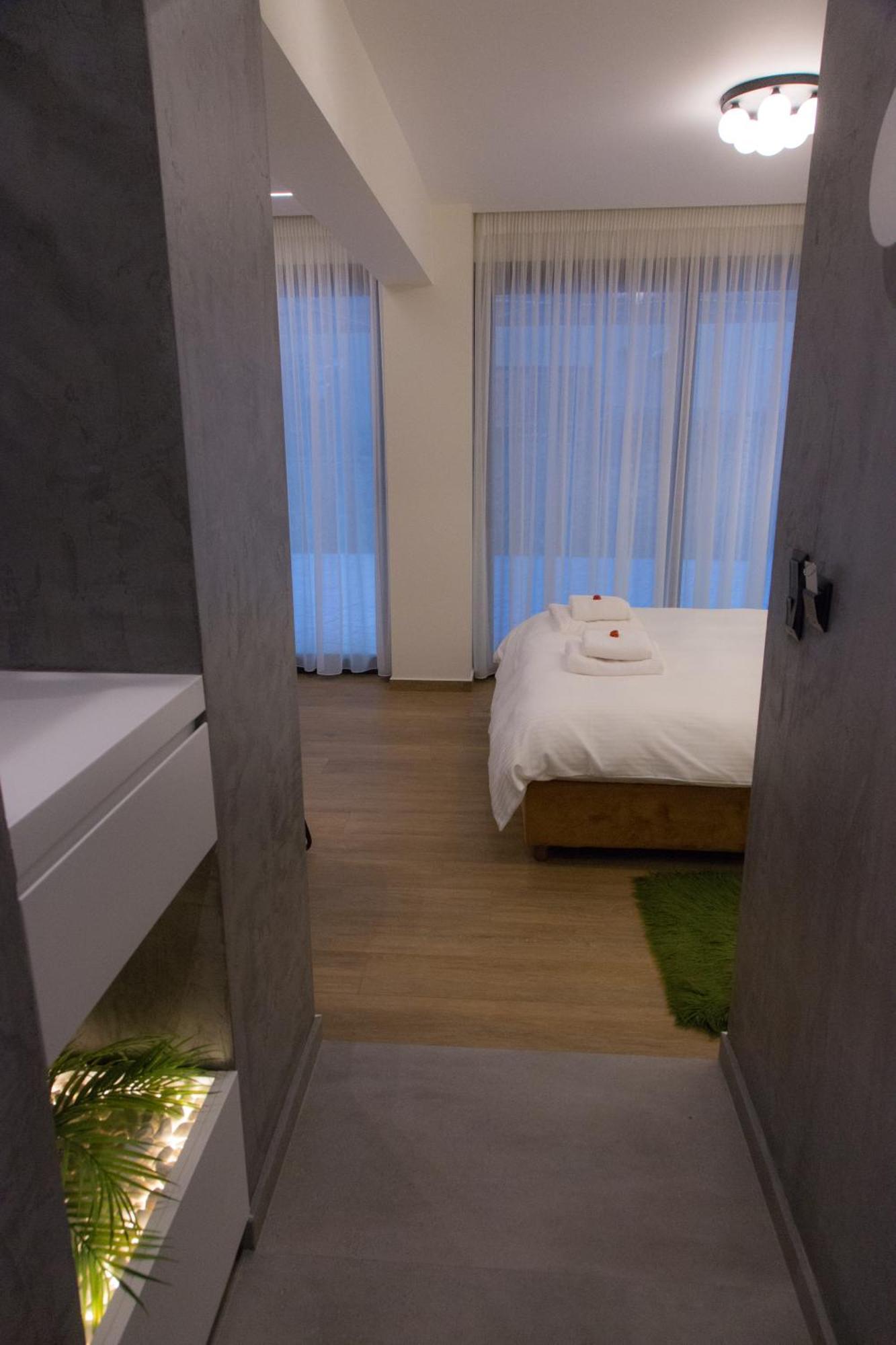 Anasa Studio - Studio Apartment With Yard - Ioannina City Center Zewnętrze zdjęcie